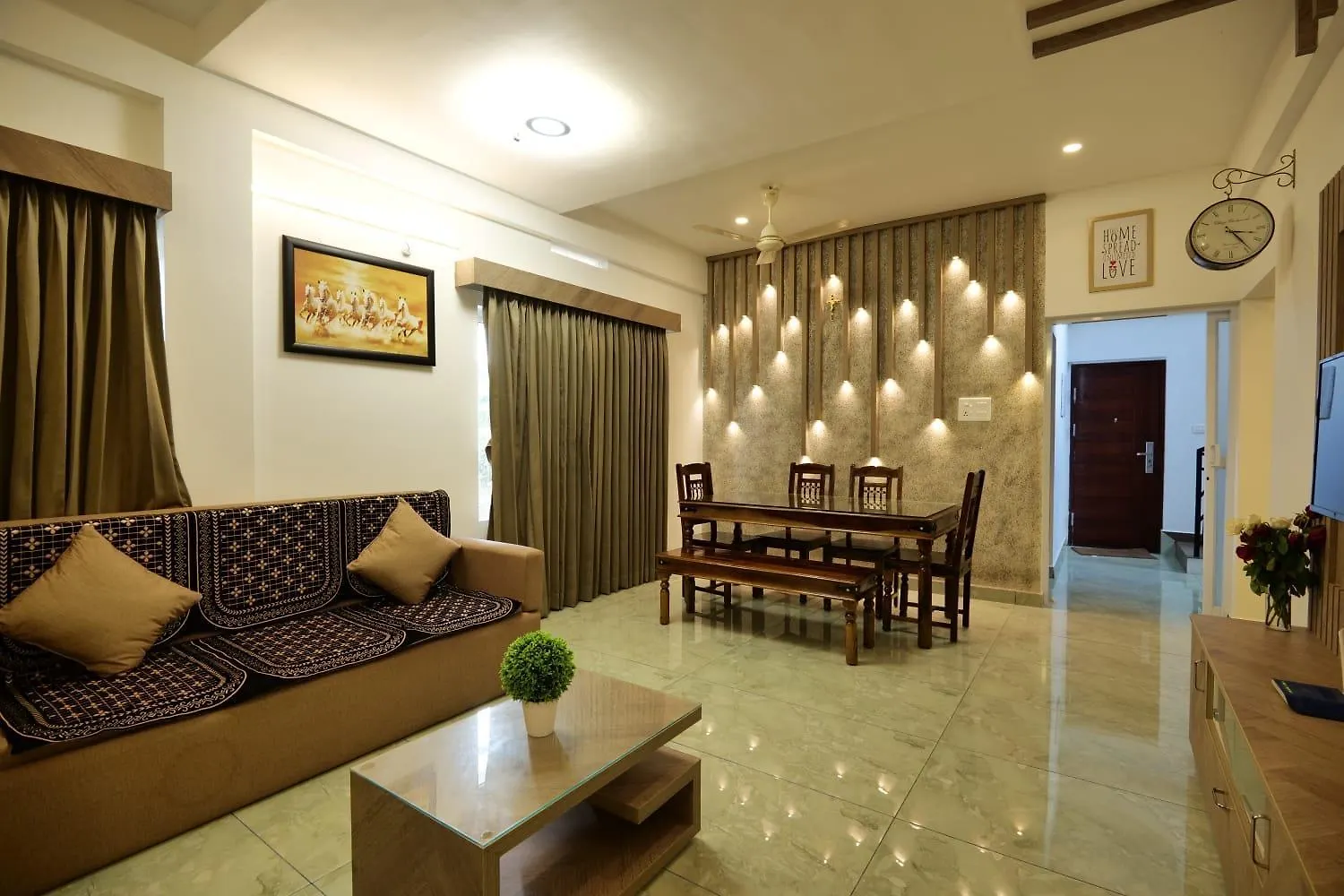 Fainex Luxe Aer Villa Vagamon