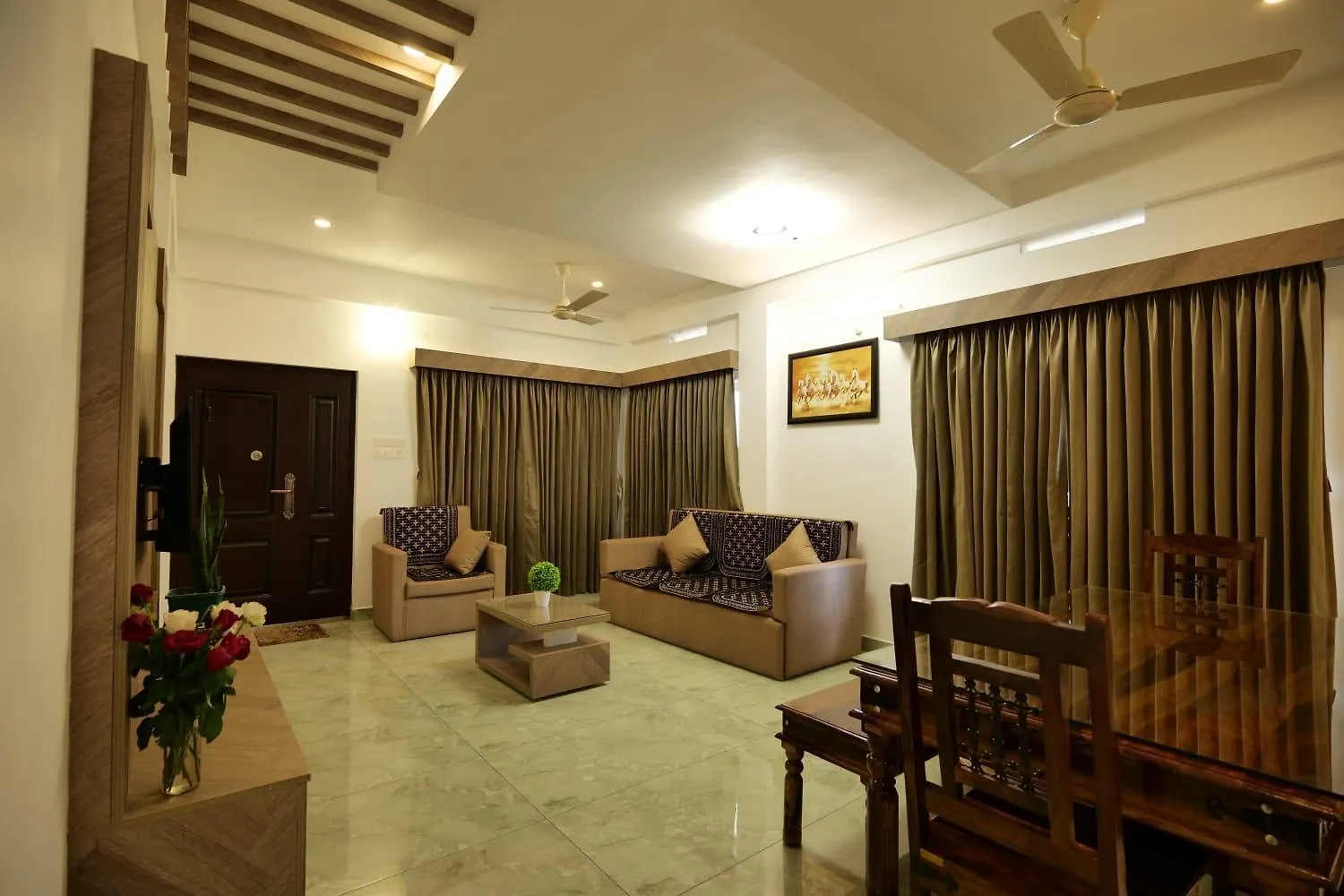 Fainex Luxe Aer Villa Vagamon 0*,