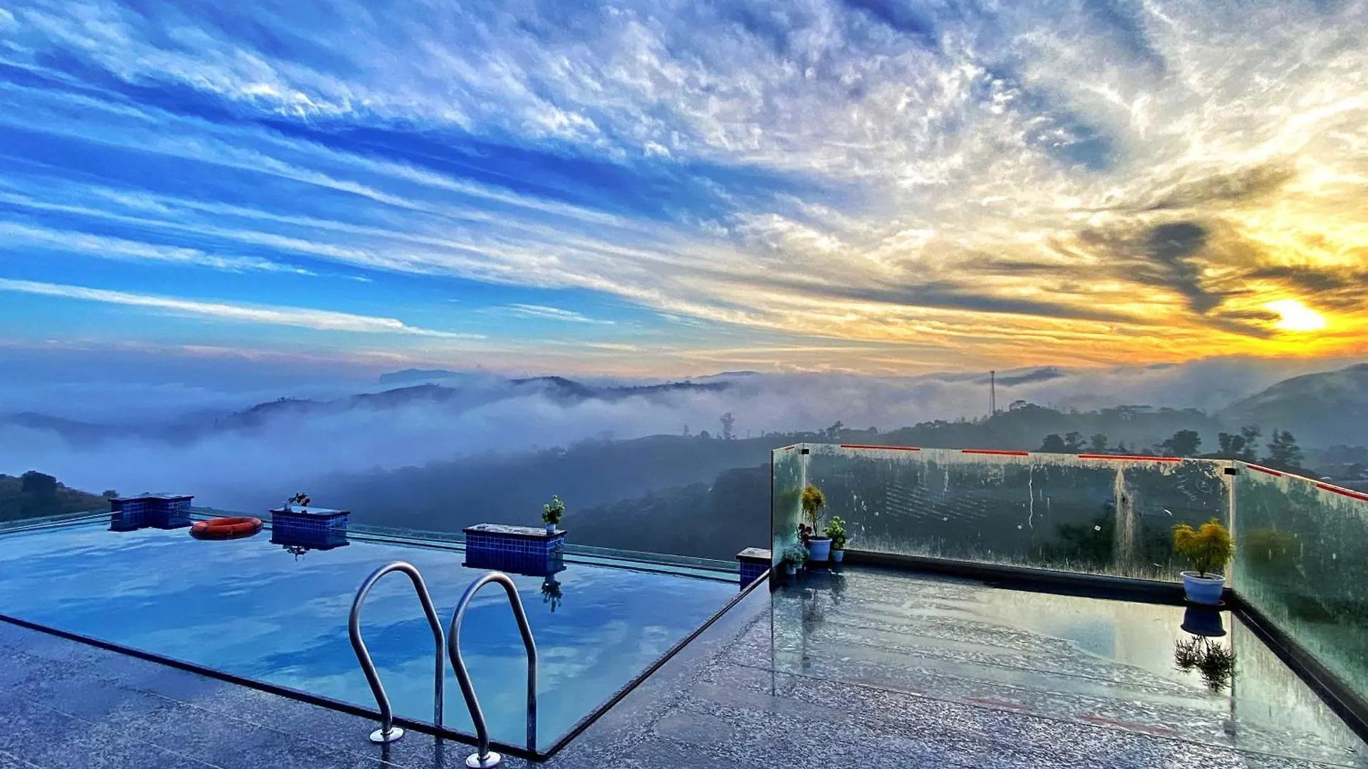 Fainex Luxe Aer Villa Vagamon