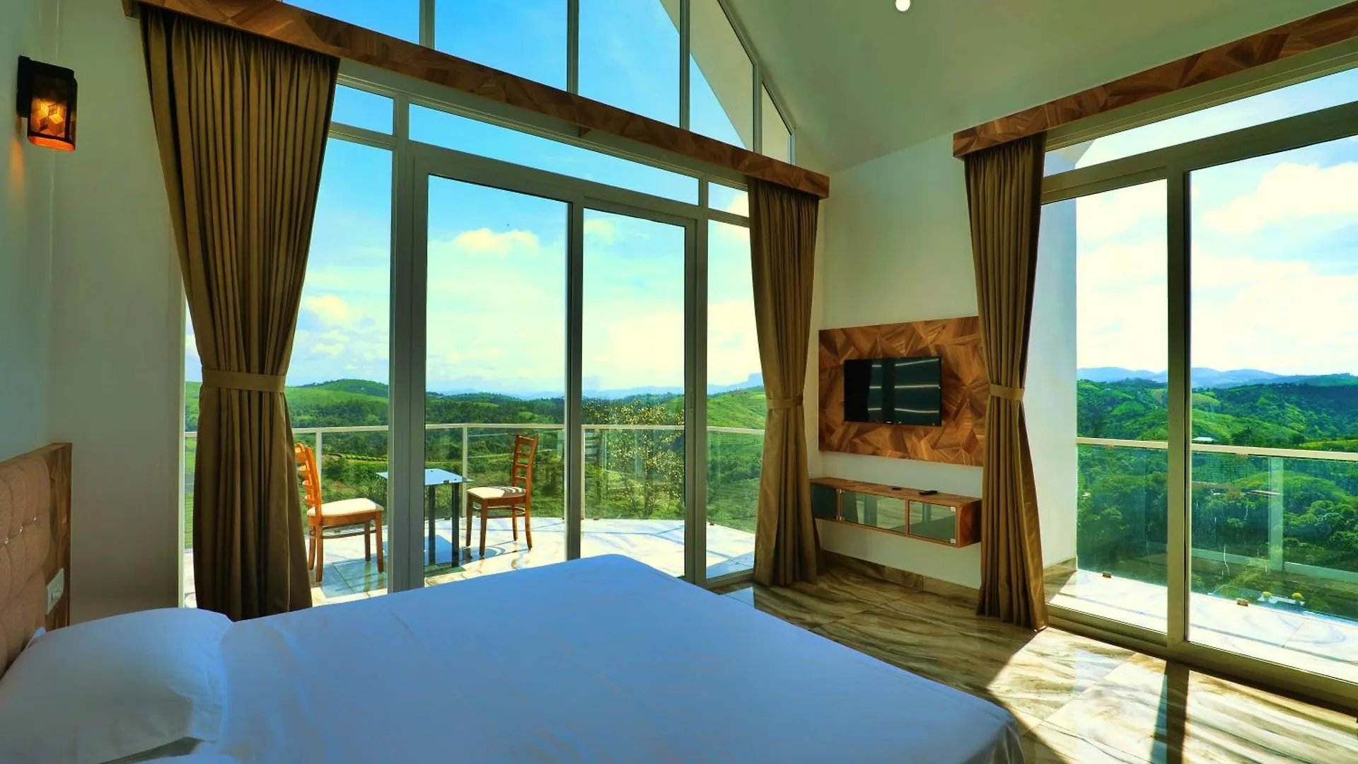 Holiday home Fainex Luxe Aer Villa Vagamon